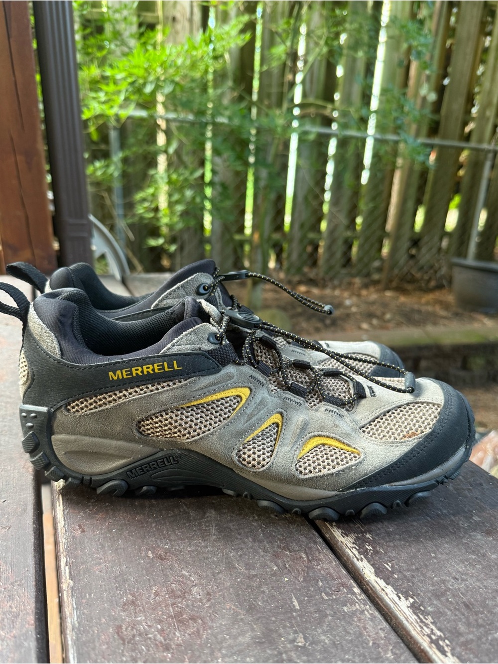 Merrell Men’s Gray & Yellow Trail Hiking Shoes